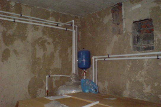 Монтаж водяного теплого пола в частном доме — Фото 501