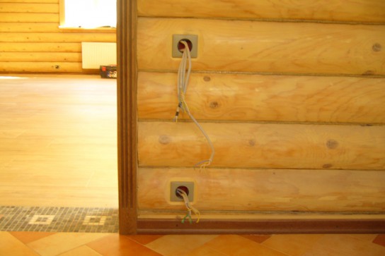Монтаж скрытой электрики в деревянном доме — Фото 754